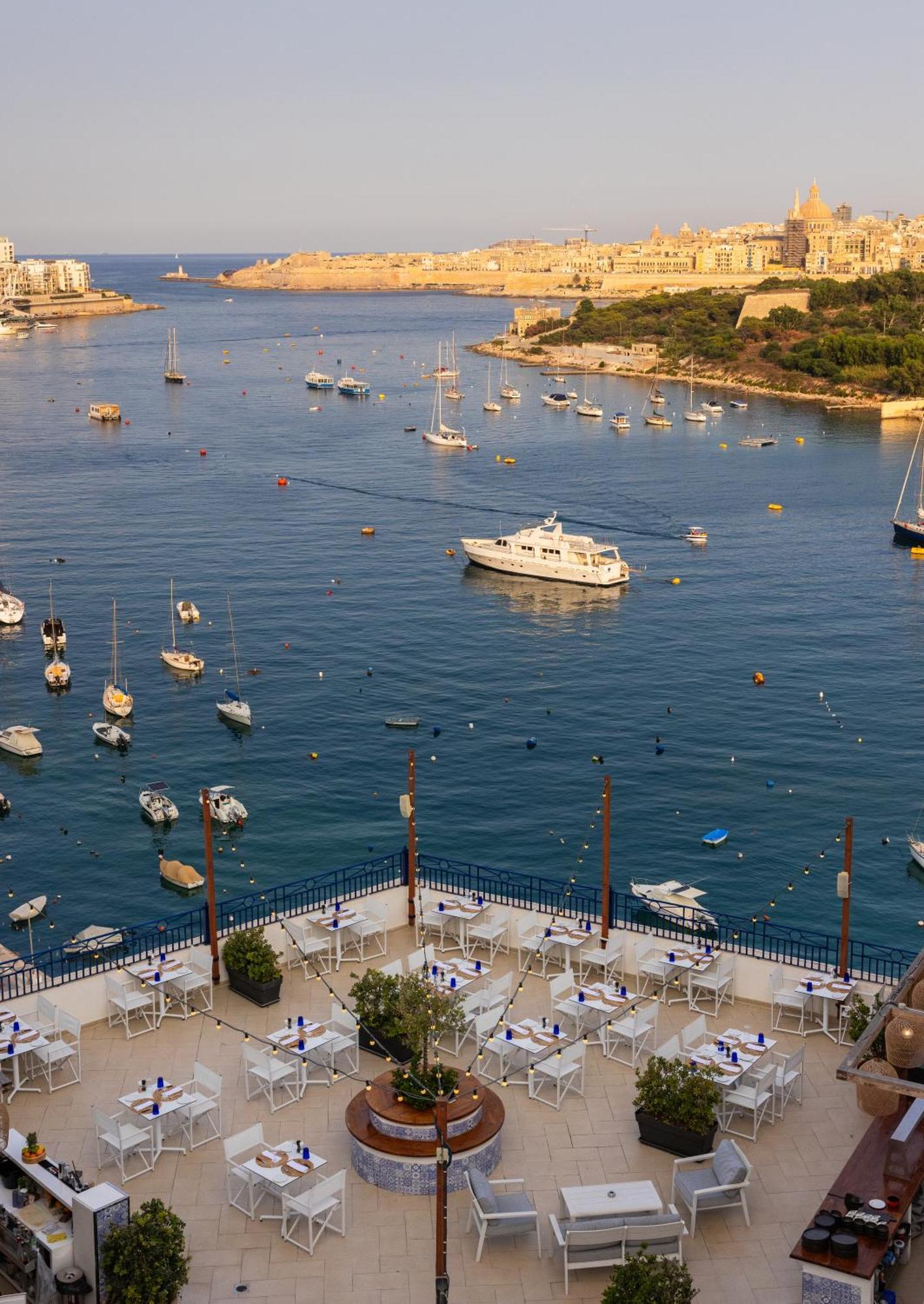 Hotel Waterfront Sliema Zewnętrze zdjęcie