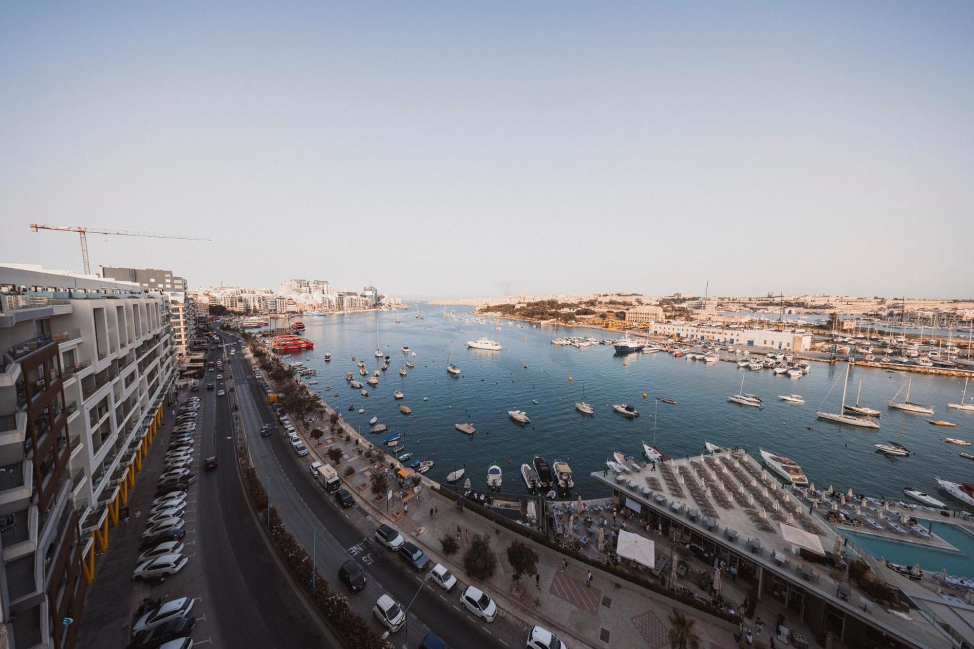 Hotel Waterfront Sliema Zewnętrze zdjęcie