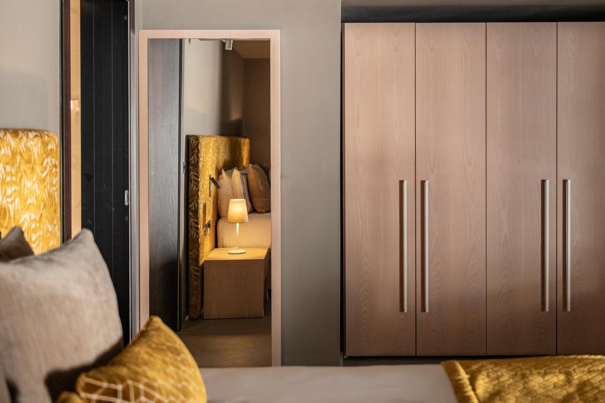 Hotel Waterfront Sliema Zewnętrze zdjęcie